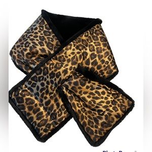 Women's Reversible Wrap Faux Fur / Leopard Satin